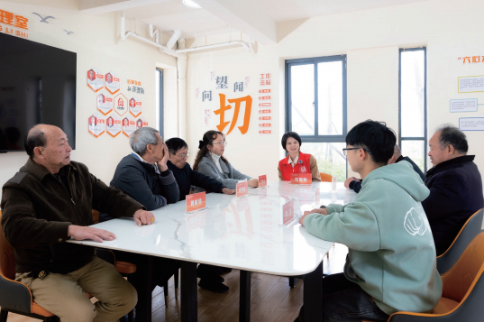 2024年3月，福建省泉州市洛江区信访干部开展矛盾纠纷调解工作。